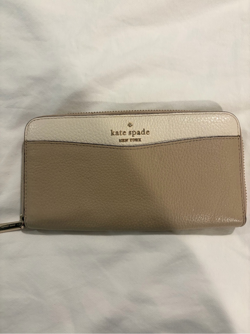 kate spade Two-Tone Taupe and Cream Zip Around Wallet